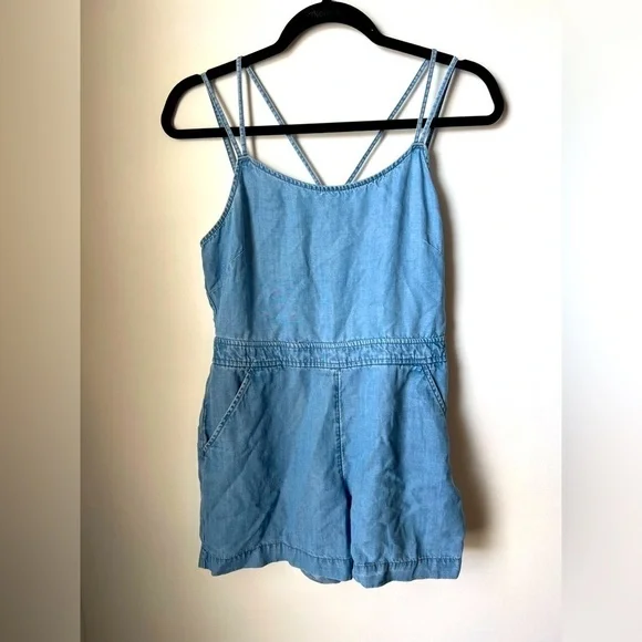 Ann Taylor LOFT Blue Light Wash Strappy Chambray Romper With Pockets Size 2 - Picture 12 of 12